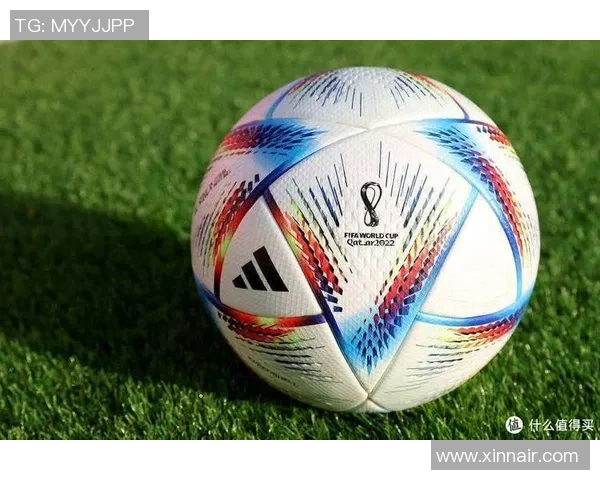 足球明星专用杯的独特设计与魅力展示让你领略足球的激情与风采 足球明星专用杯的独特设计与魅力展示让你领略足球的激情与风采