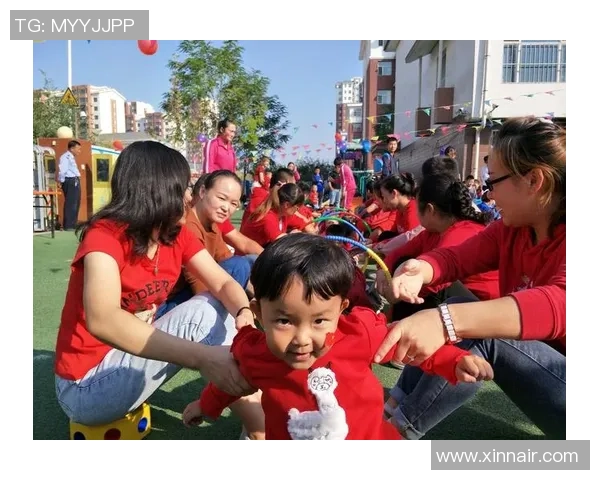 足球明星们的亲子时光:陪伴孩子成长的快乐瞬间与温馨回忆 足球明星们的亲子时光:陪伴孩子成长的快乐瞬间与温馨回忆