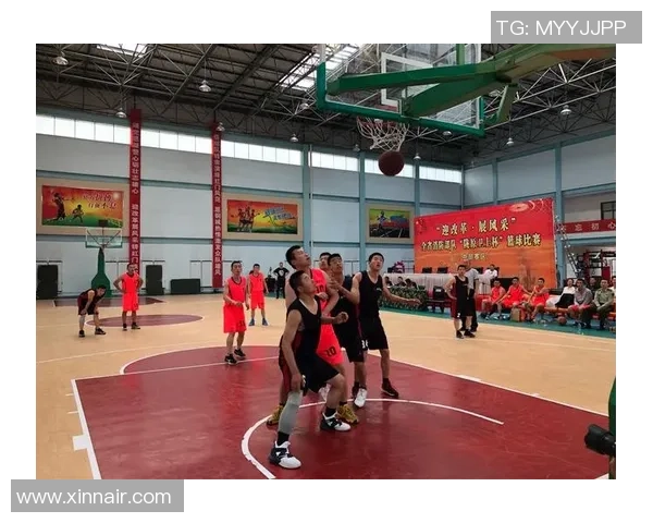 重庆羽毛球队阵地战革新探索:提升竞技水平与团队协作的新策略 重庆羽毛球队阵地战革新探索:提升竞技水平与团队协作的新策略